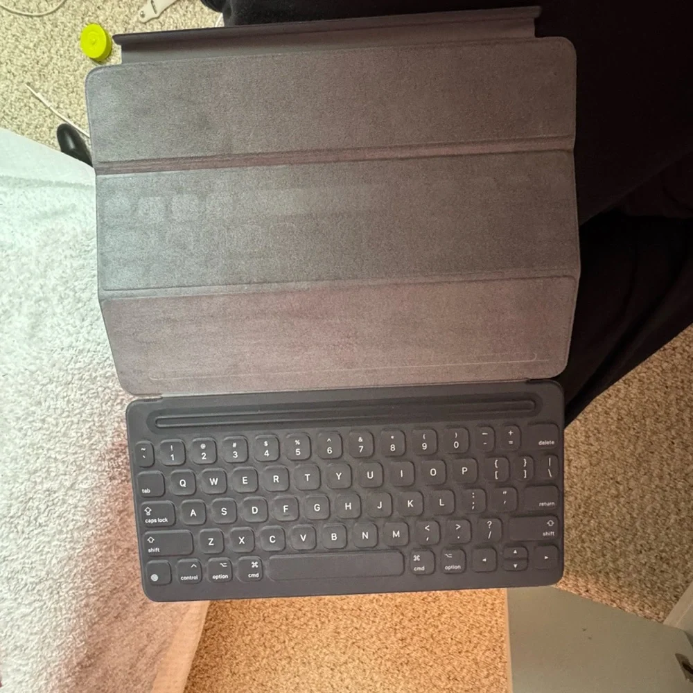 Black Apple Smart Keyboard English for iPad Pro 10.5